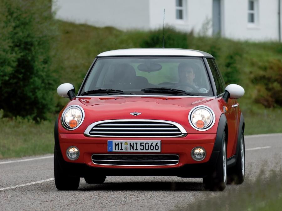  Mini Cooper 2007 года  (фото 17 из 24)